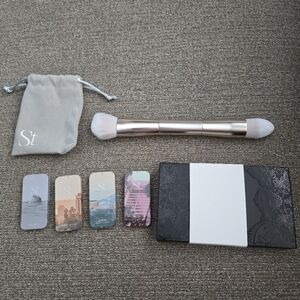 St Bronzer, Contour & highlight Set with Brush and palett